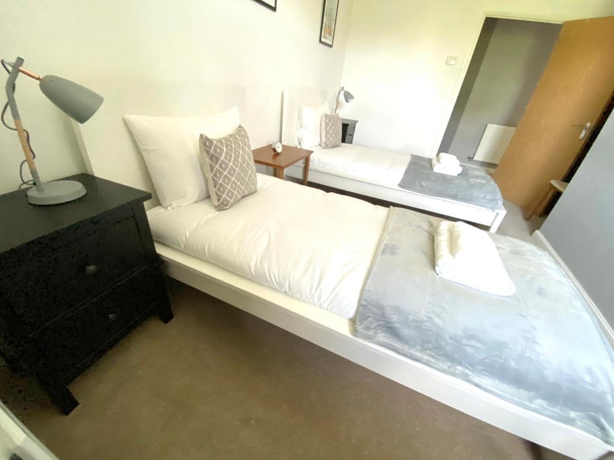 Home Crowd Luxury Apartments Doncaster Extérieur photo